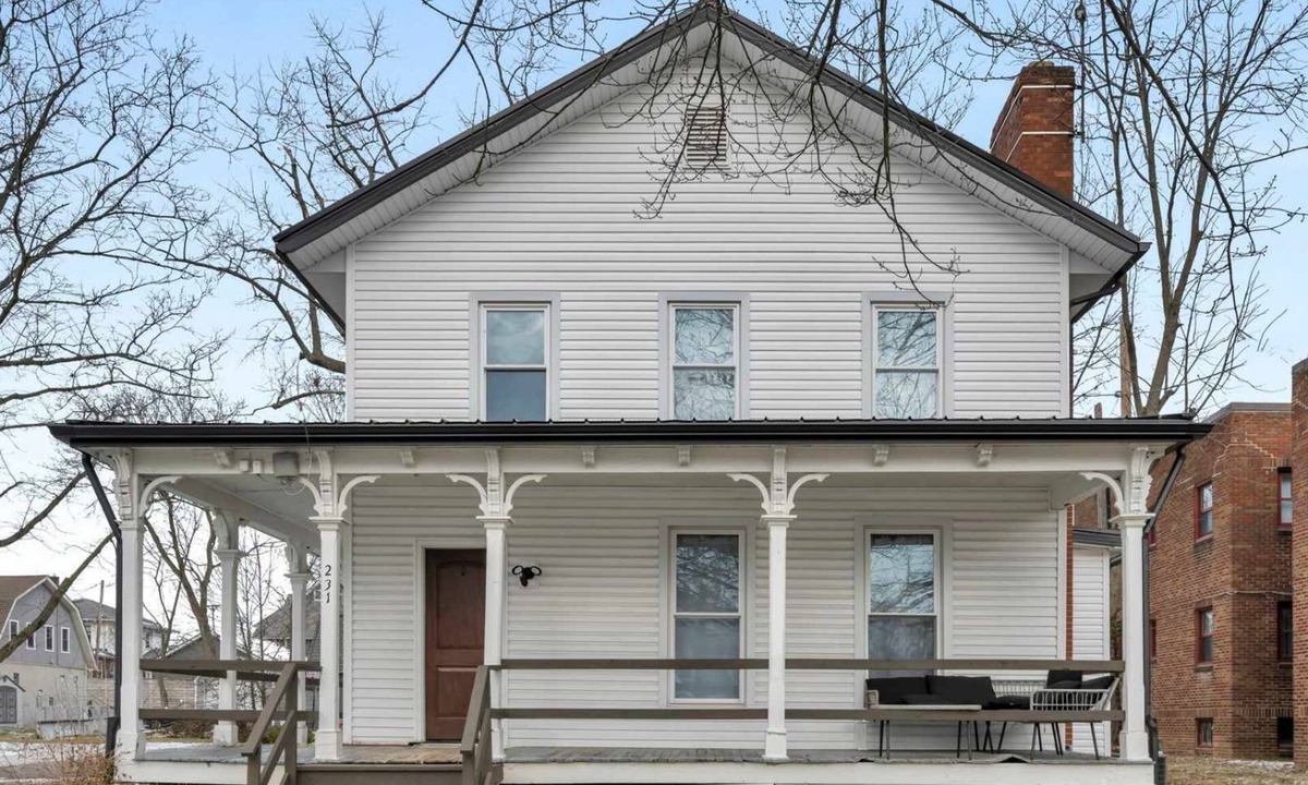 Medina House | Historic 5BR Home with Fire Pit & Outdoor Space