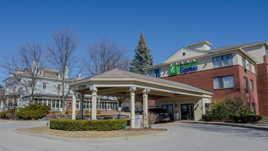 South Burlington Hotel | Holiday Inn Express South Burlington by IHG