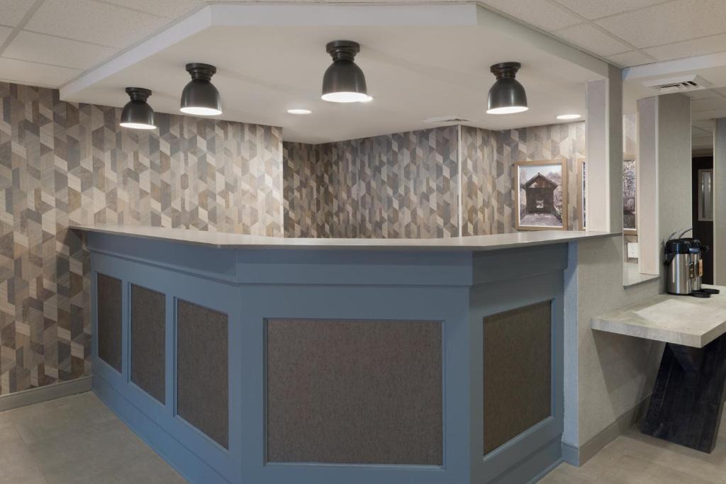 South Burlington Hotel | Holiday Inn Express South Burlington - Downtown by IHG