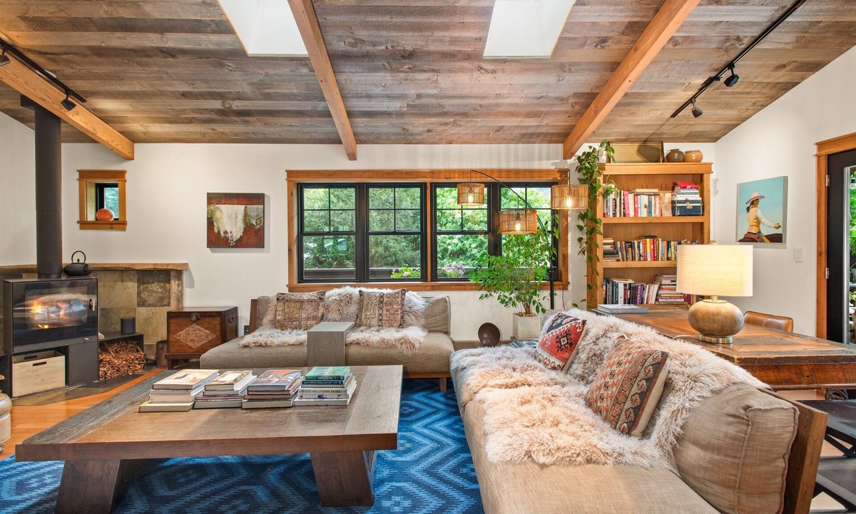 Basalt House | Holland Hills Hideaway | 20 Min to Aspen, Lg. Yard