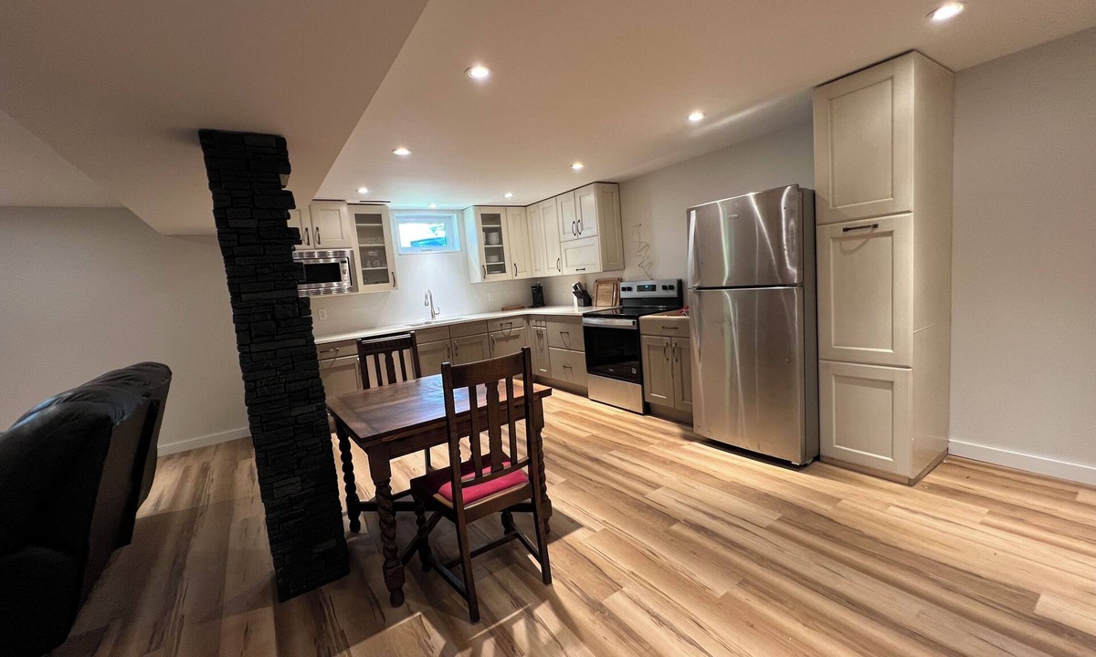 Rocky Mountain House House | Home away from home 2