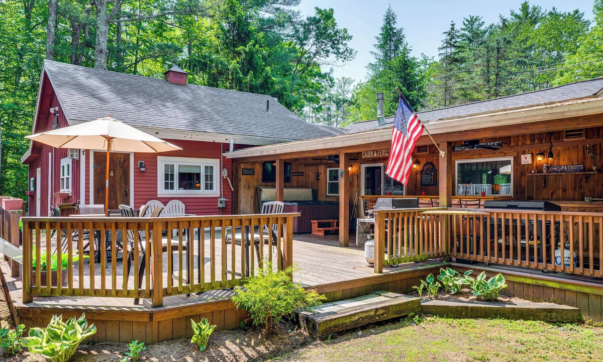 Plymouth House | Home w/Outdoor Entertainment Area in Ashland!
