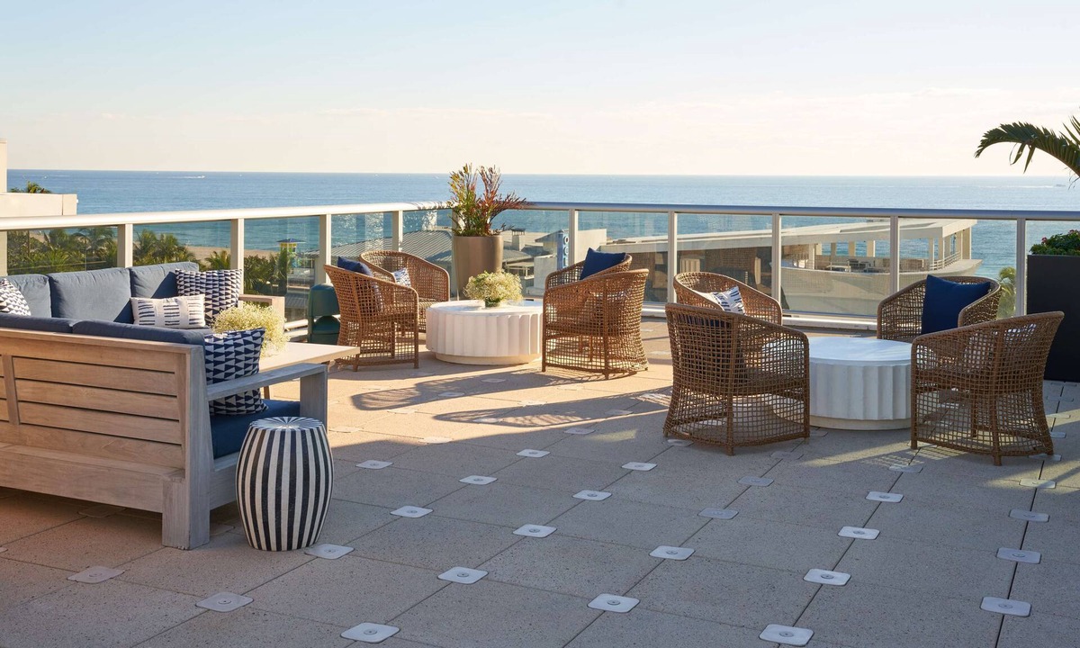 Pompano Beach Hotel | Home2 Suites by Hilton Pompano Beach Pier