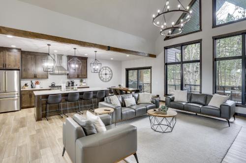 Deadwood House | Hot Tub & Sauna: Luxe Retreat for Sturgis Rally