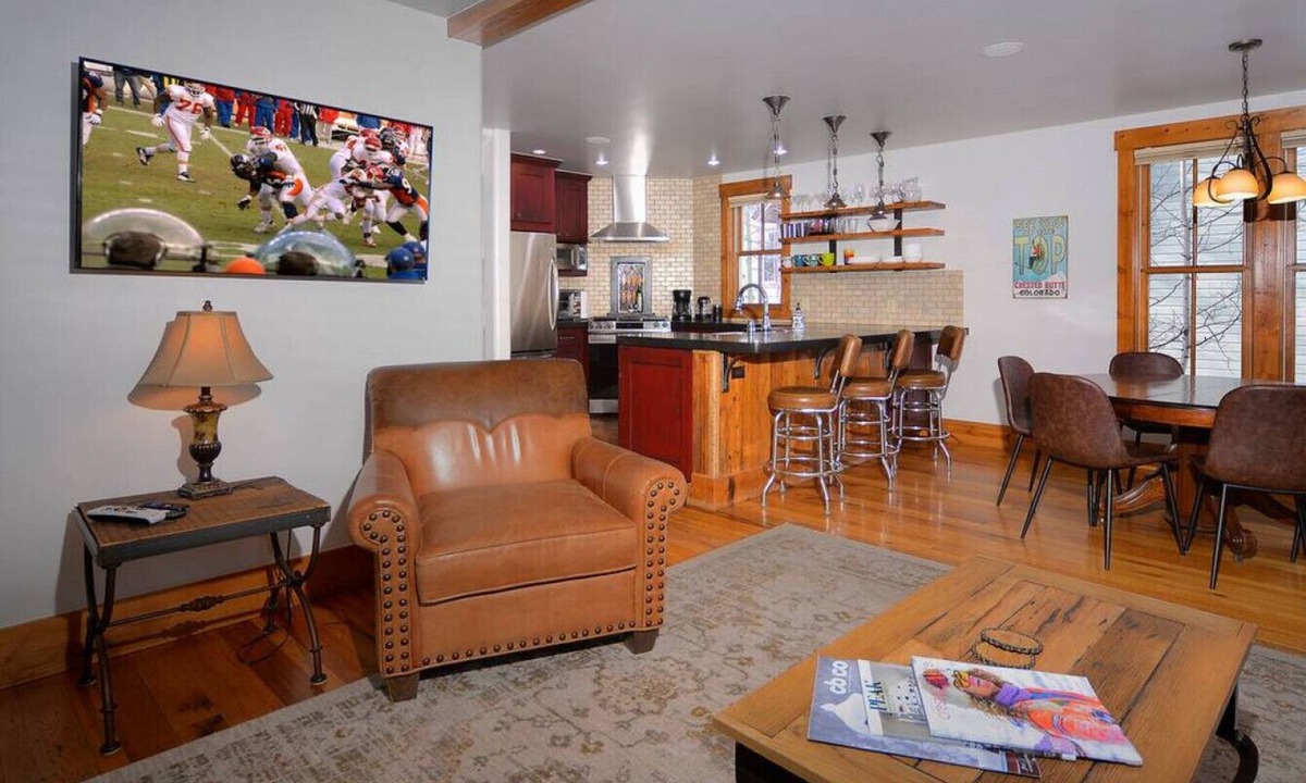 Crested Butte Villa | In the Town of Crested Butte! Near parks, trails, shops & restaurants