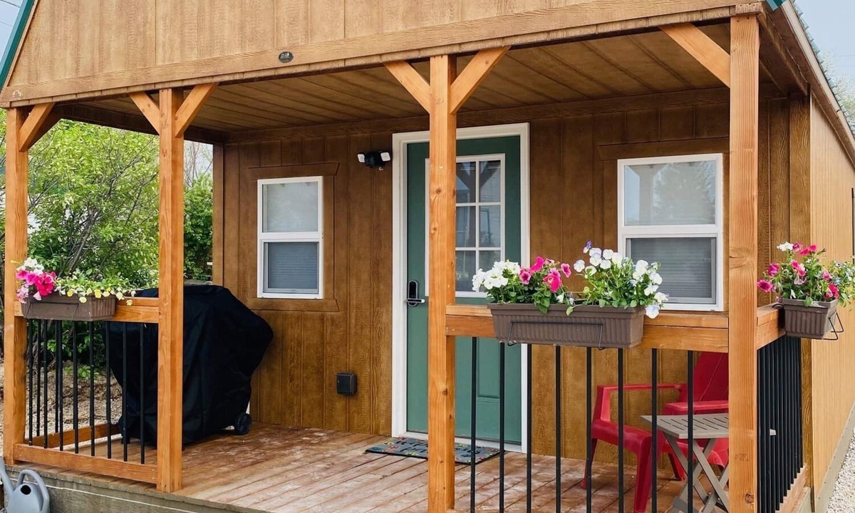 Glendo Cabin | In Town Glendo Smart Cabin