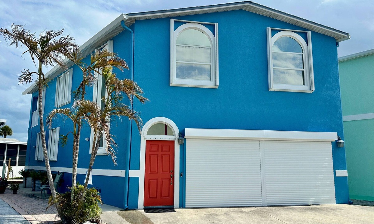 Nettles Island House | Interior Home 3 Bed 2 1/2 bath near marina