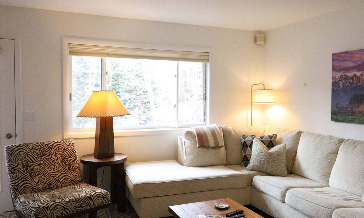 Jackson House | Jackson Luxe: Teton Views & Downtown Vibes 2 Bedroom Townhouse