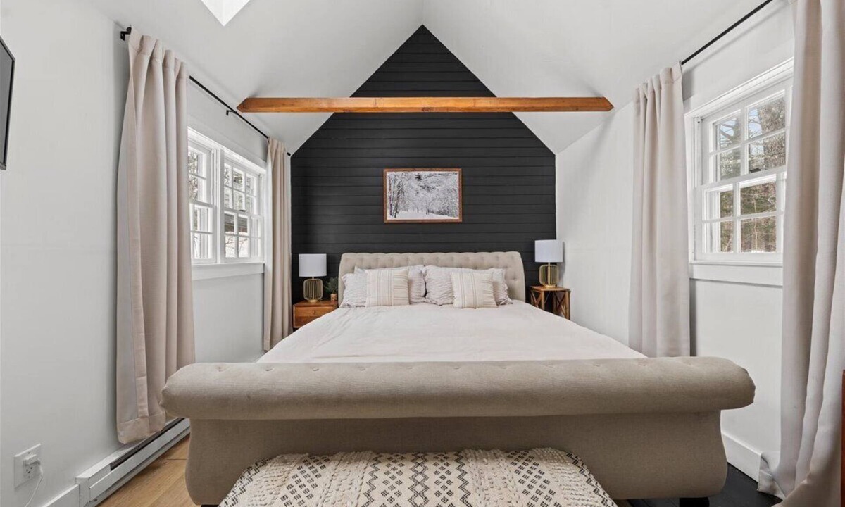Bartlett Cabin | Jericho Mountain Lodge