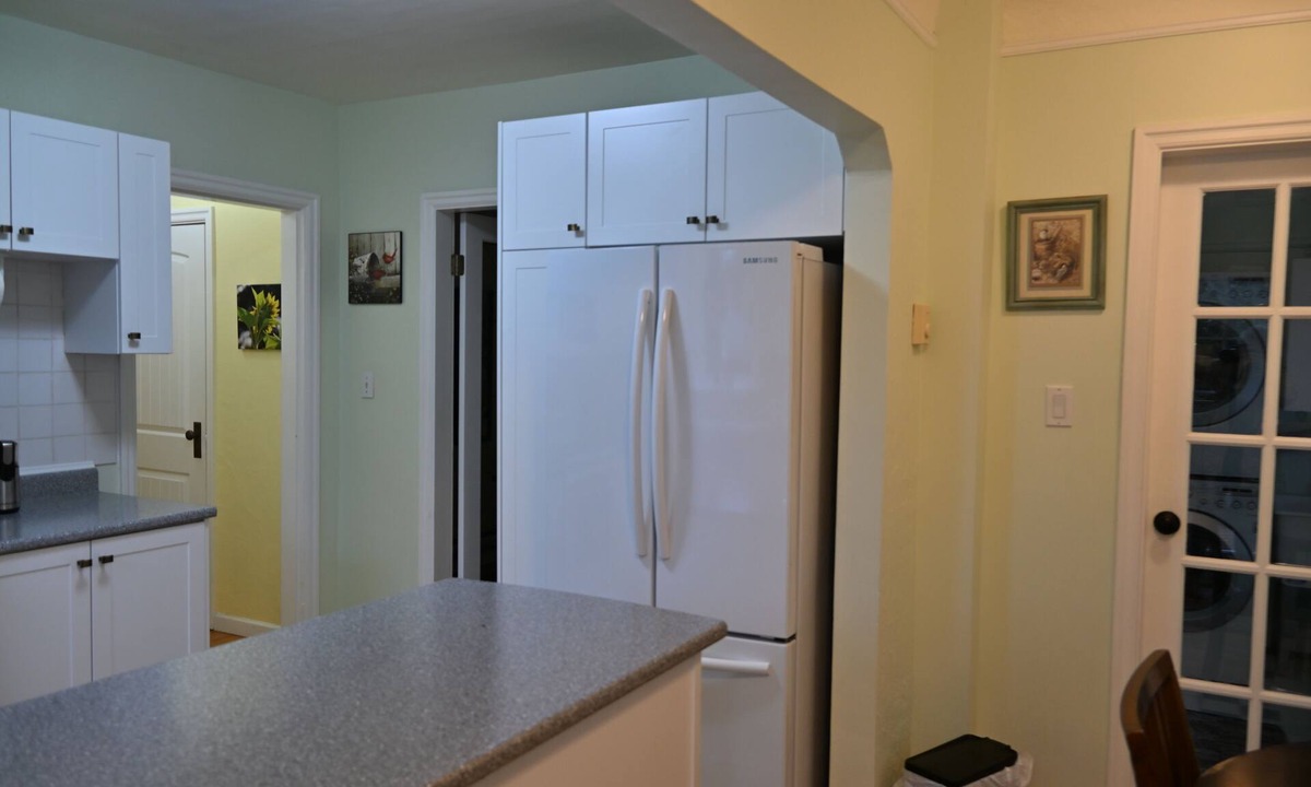 View Royal House | Just Like Home - Everything you need to feel at home and your pets are welcome!