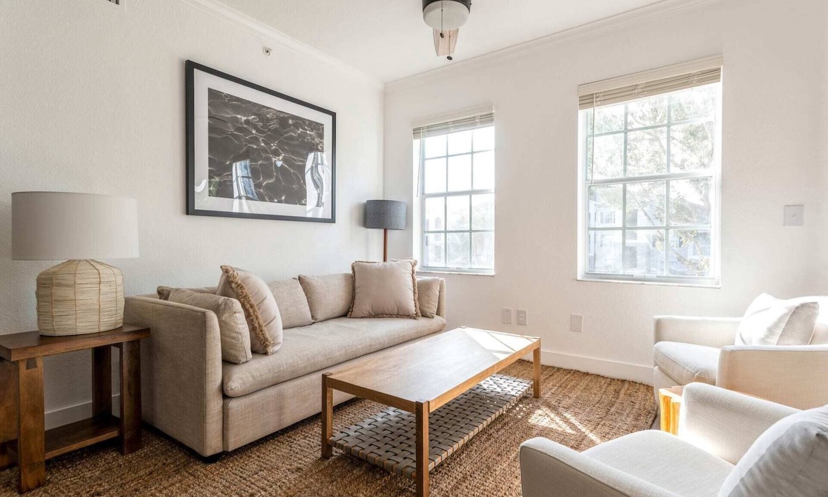 Wellington Apartment | Kasa | Bright & Airy 1BD + Gym | Wellington