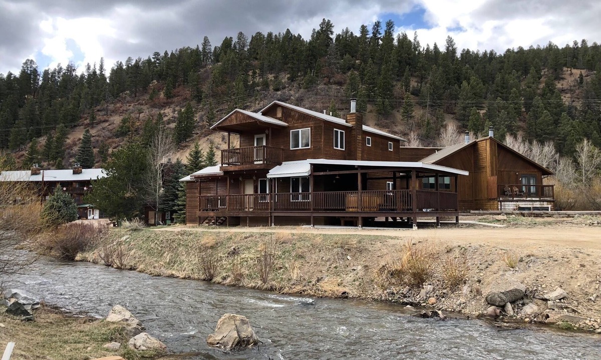 Red River Cabin | KXDJ Riverside 1 on the River