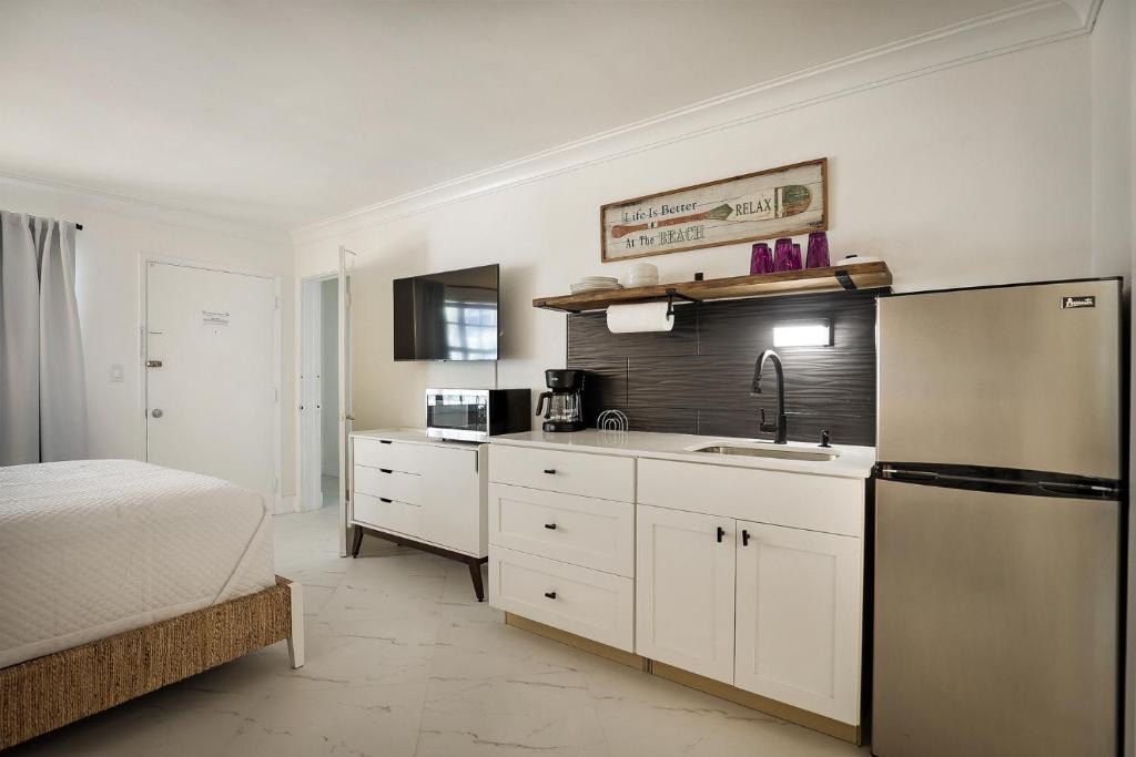 Lauderdale-by-the-Sea Hotel | La Mer Suites