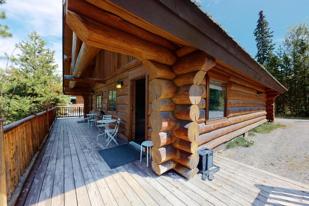 Lac Le Jeune House | Lac Le Jeune #6