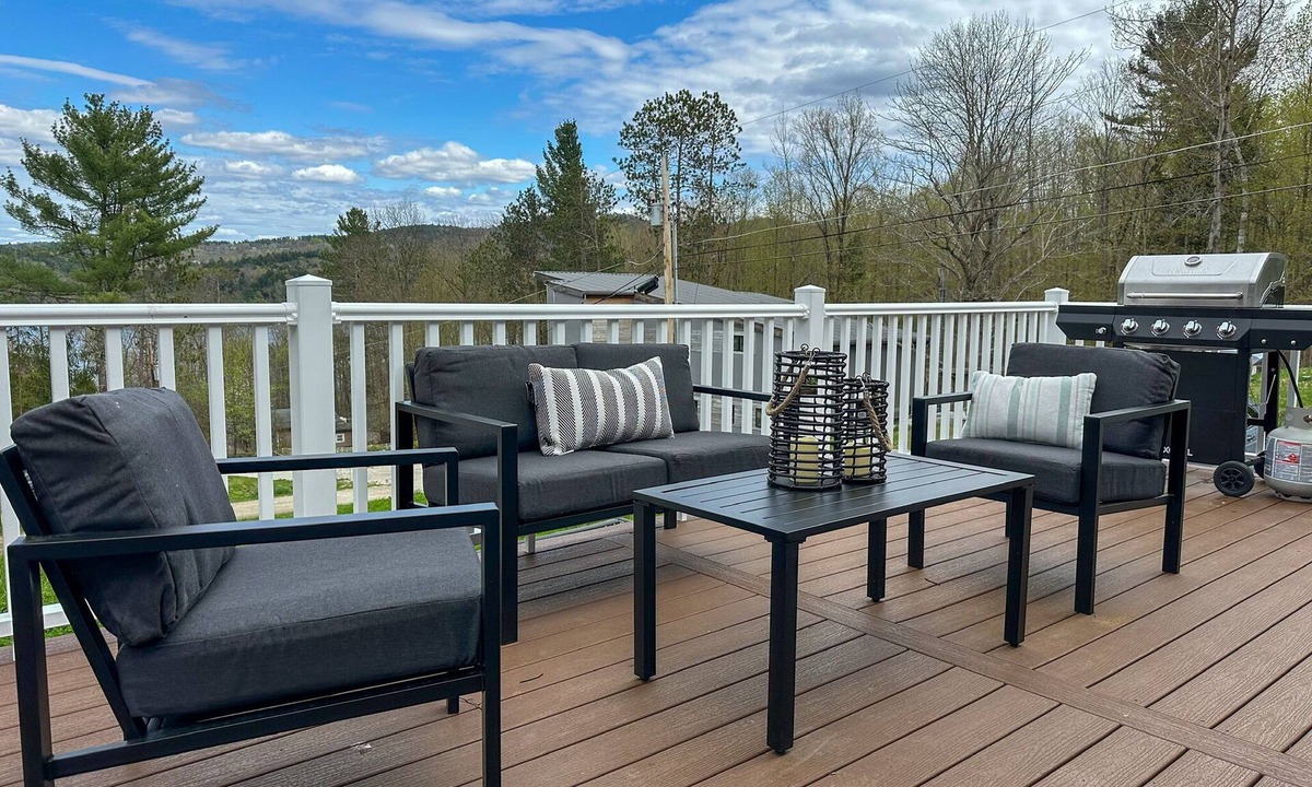 Hinesburg House | Lake Escape: Newly Renovated Waterview Home with Lake Access