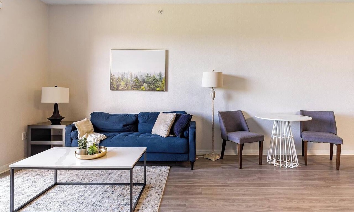 Miramar Apartment | Landing | Chic 2BD, Gym, Clubhouse