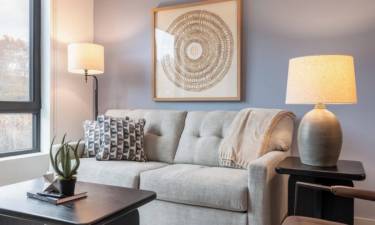 Haverhill Apartment | Landing | Modern 1BD, Gym, Pool