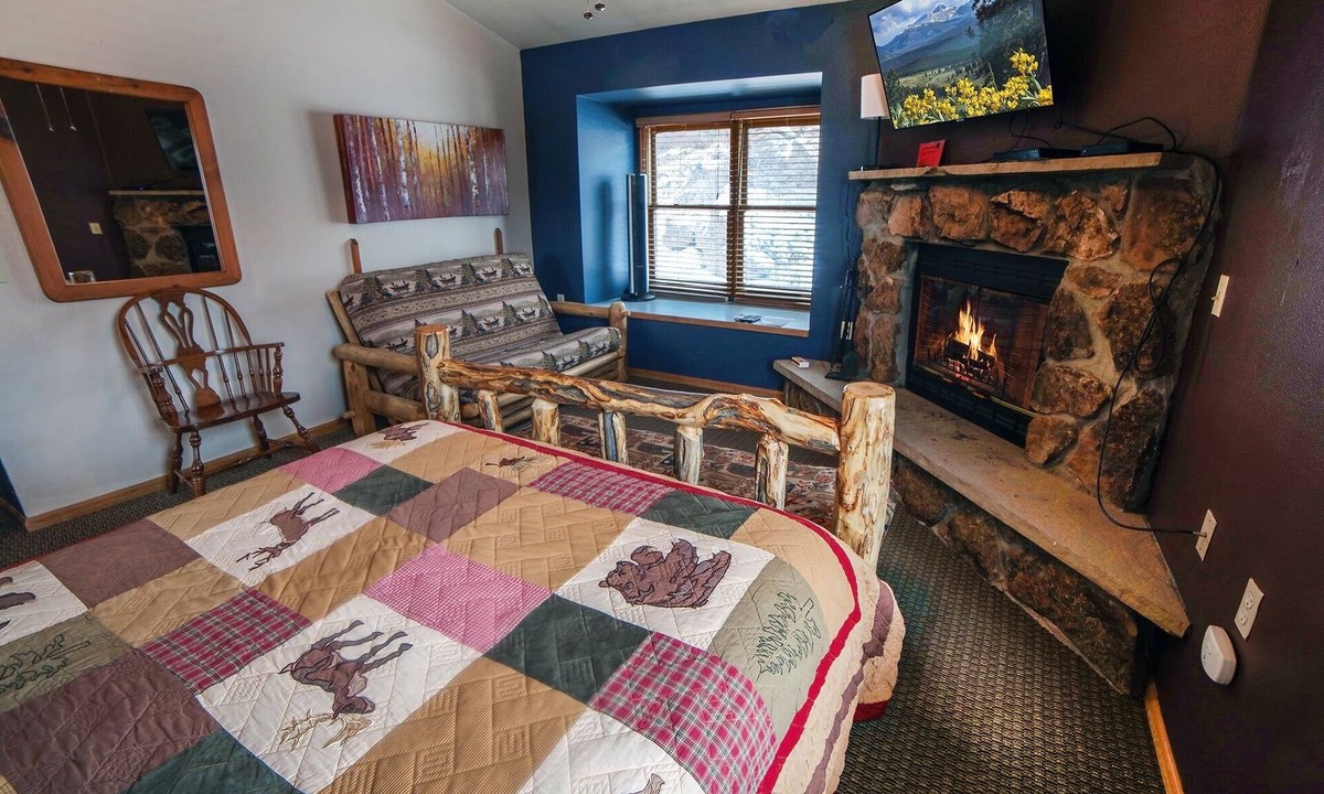 Estes Park Cabin | Lazy R Cottages: 18 1 Bedroom Cabin