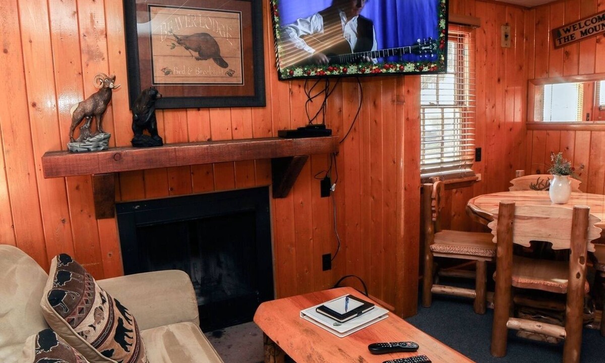 Estes Park Cabin | Lazy R Cottages: 2 2 Bedroom Cabin
