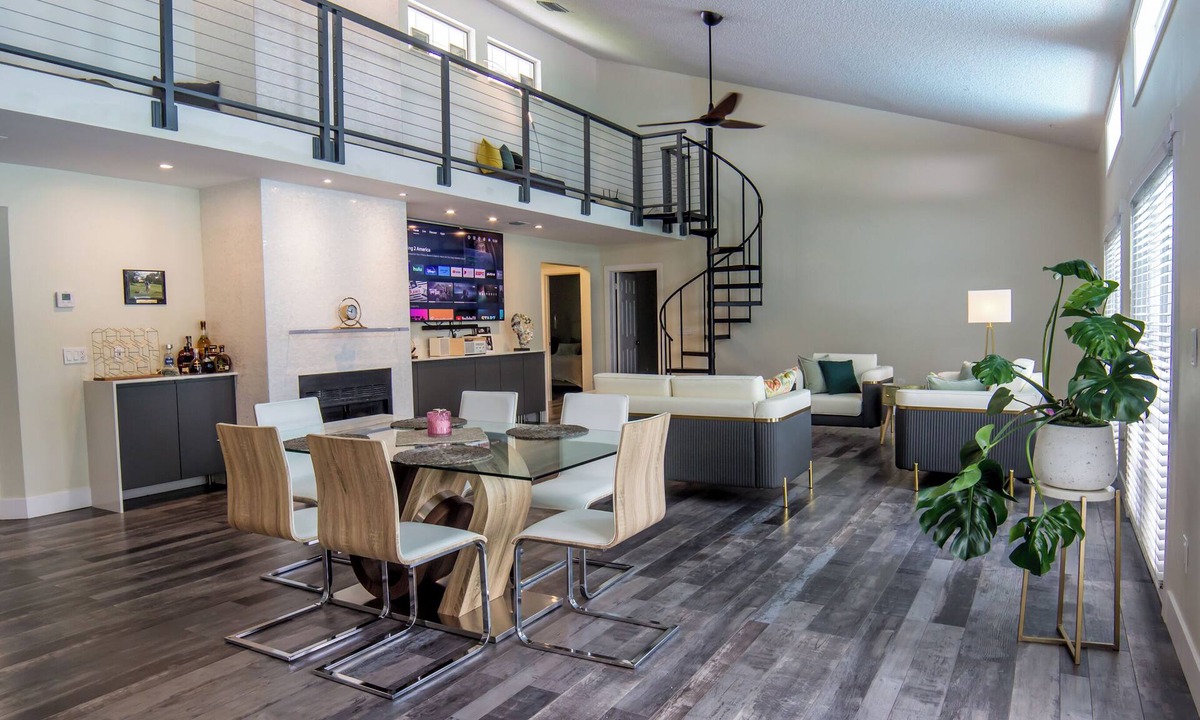 Little Ranches House | Little Ranches Retreat in the Heart of Equestrian Community