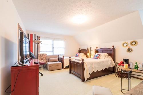 Parma House | Luba's Peaceful Bedroom