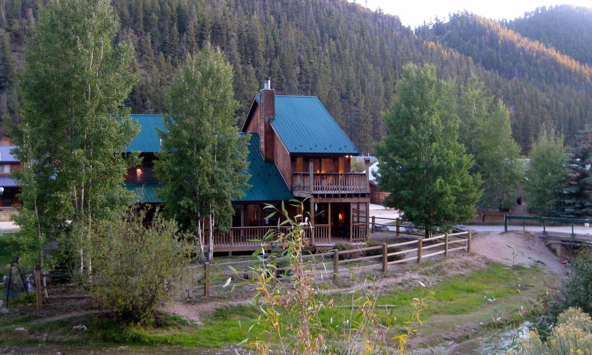 Red River House | Lucky River Retreat - In Town - Pet Friendly