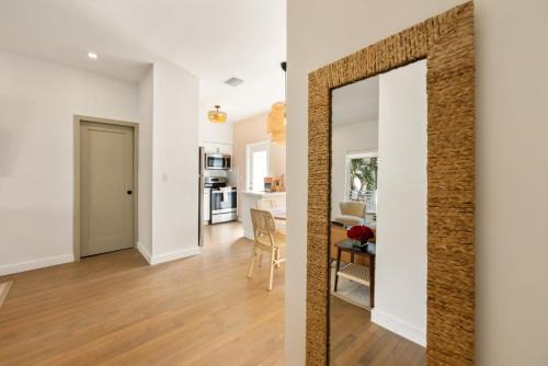 West Avenue House | Lux Designer Apt 2BR and 2BA in Heart of Miami Beach