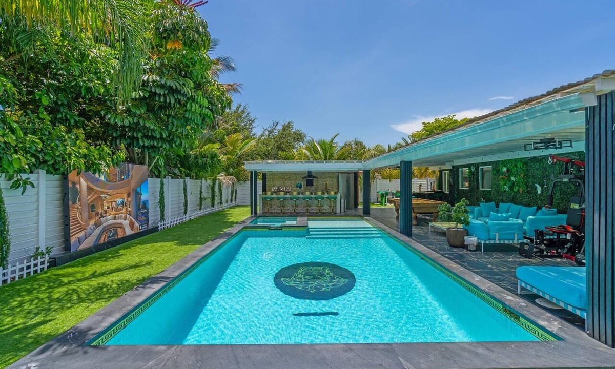 Biscayne Park House | Luxe 3-bedroom house with pool in Biscayne Park