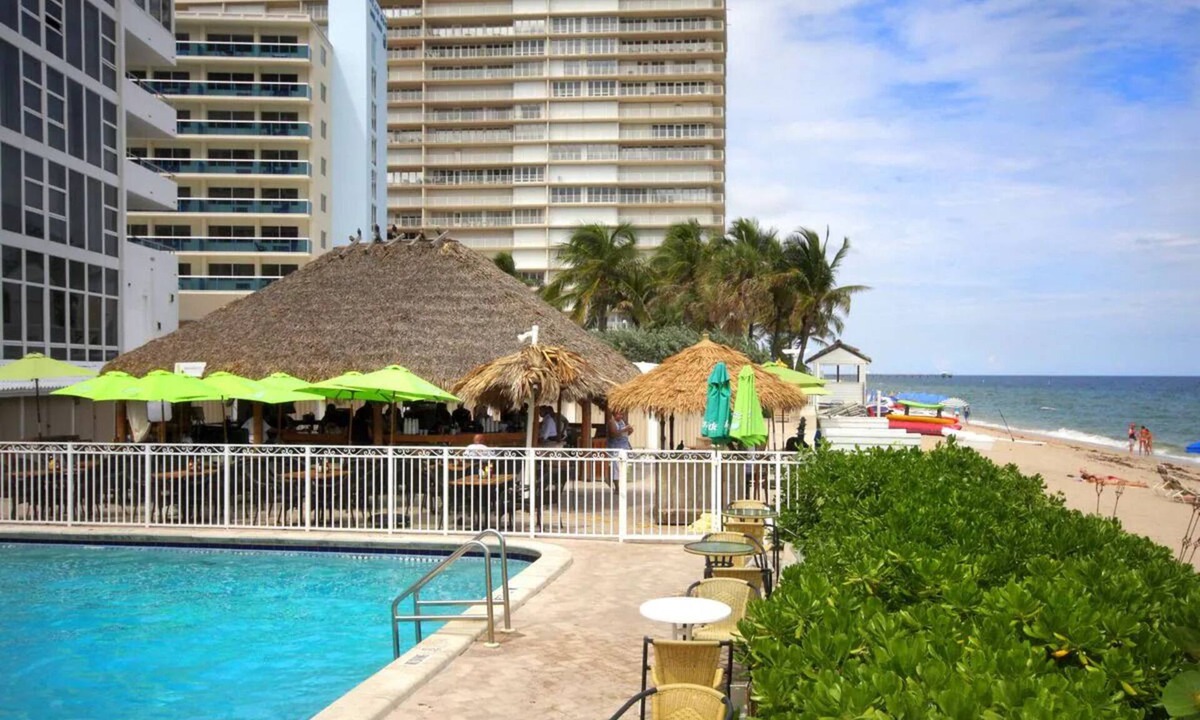 Galt Mile Resort | Luxurious Getaway & Poolside Relaxation—Your Beach Sanctuary Awaits!