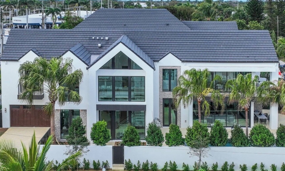 Delray Beach House | Luxury Family Oasis With Private Pool In The Heart of Delray Beach