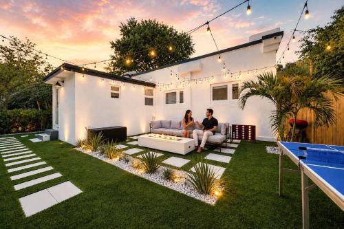 Buena Vista Villa | Luxury Villa Allegra 5BR Steps to Wynwood