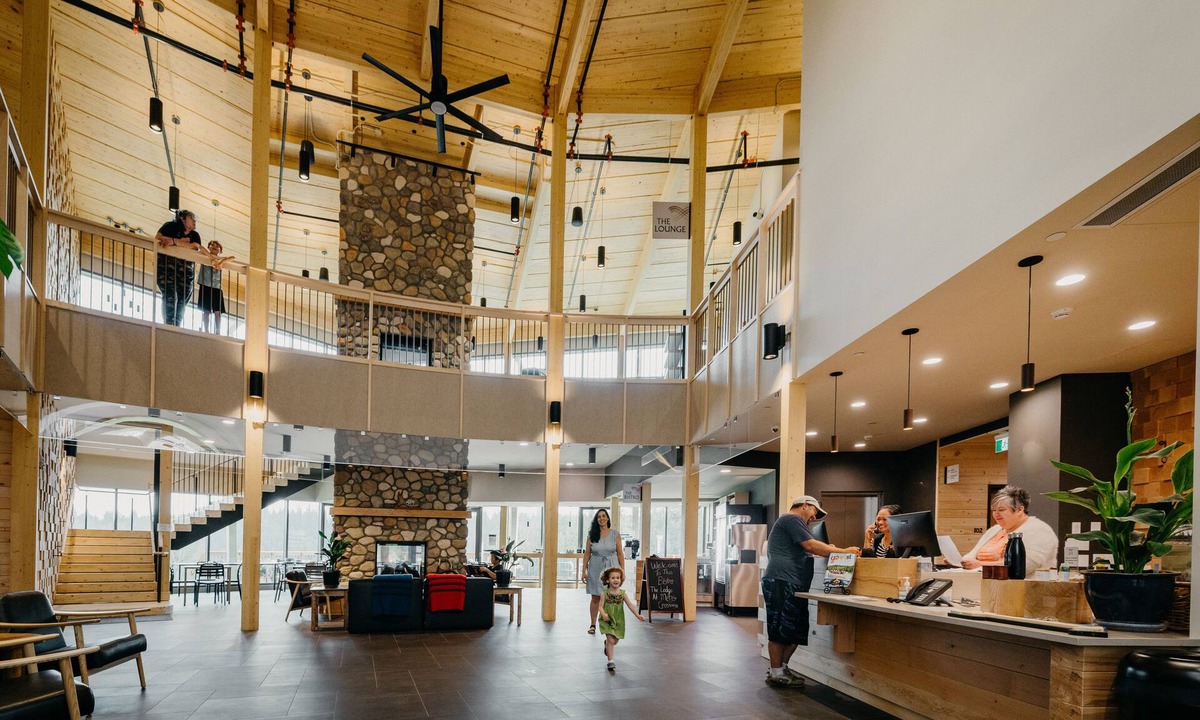 Smoky Lake Hotel | Métis Crossing