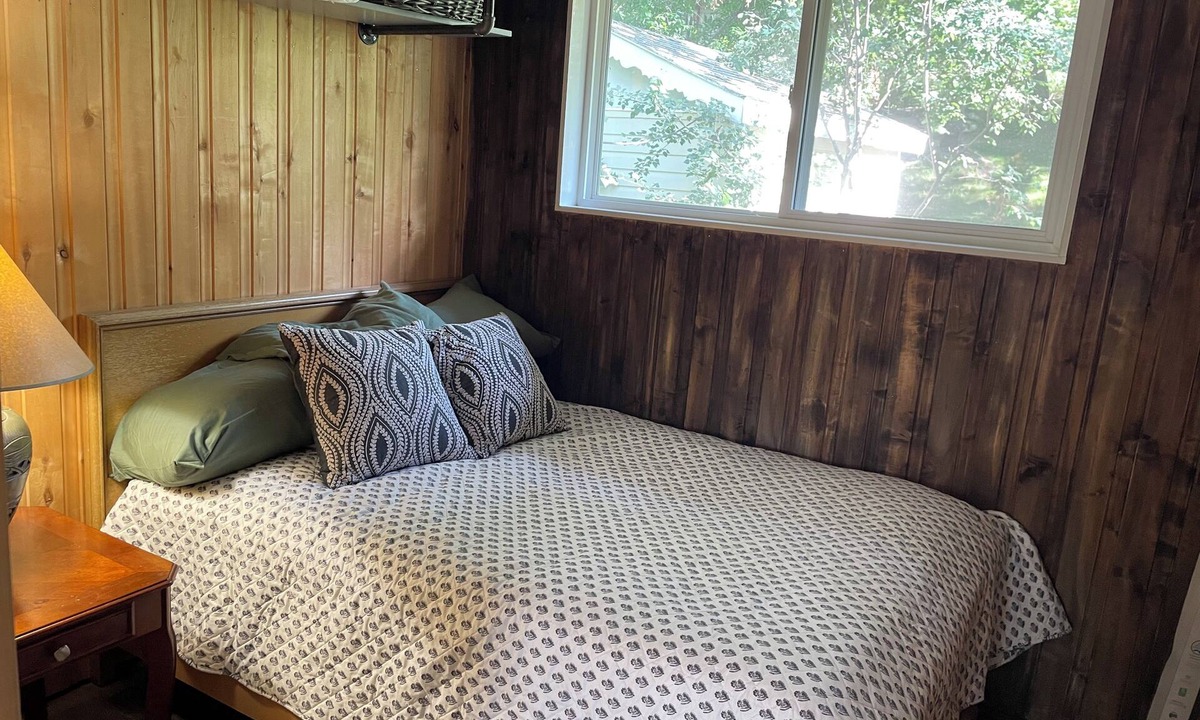 Regina Beach Cabin | Magical times at Regina Beach! 2 self contained units in the one cabin.