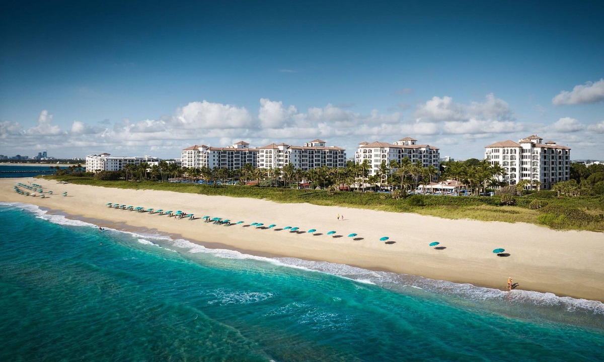 Palm Beach Shores Apartment | Marriott's Ocean Pointe
