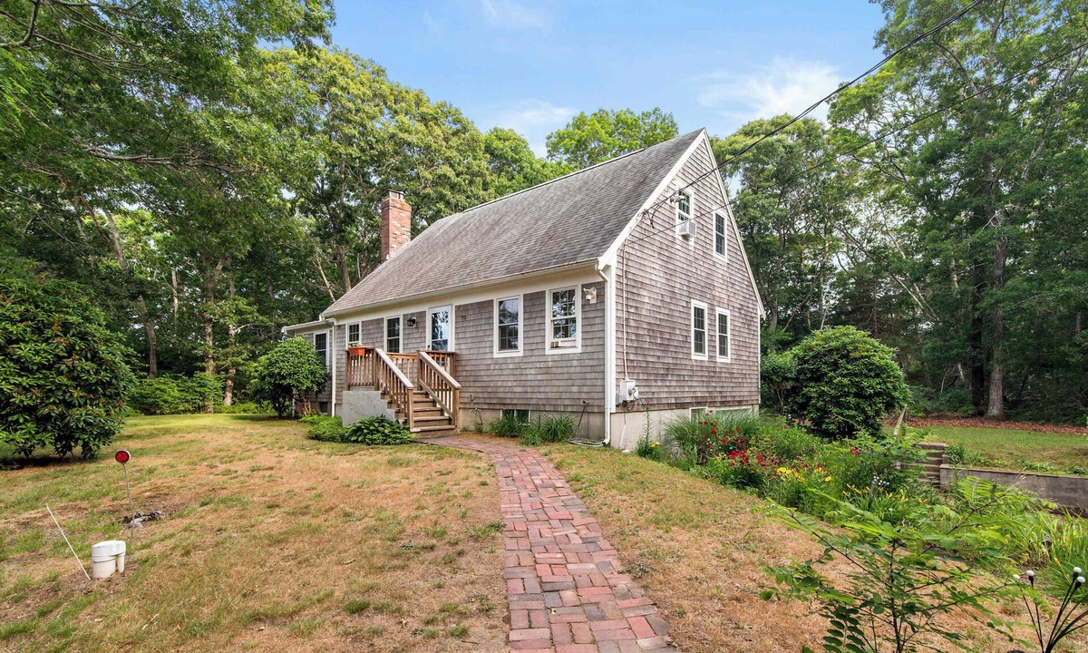 North Eastham House | Minutes to Bayside Beaches, Dogs Welcome!