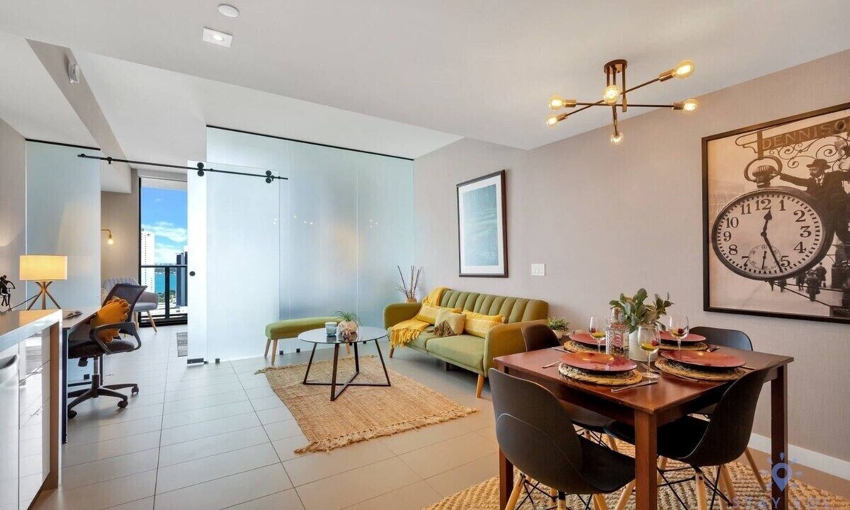 Town Square Apartment | Modern Luxury, City View, Pool, Central Location