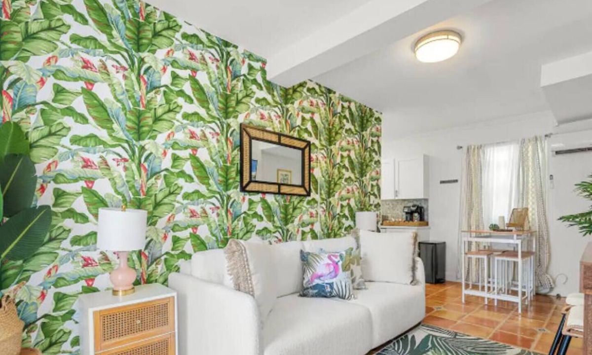 West Palm Beach Apartment | Modern West Palm Beach Stay For 3 ~ Pet Friendly