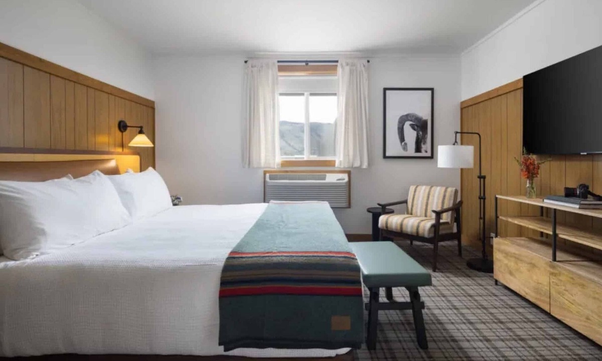 Jackson Hotel | Modern Western Retreat with Pool, Hot Tubs & Firepits