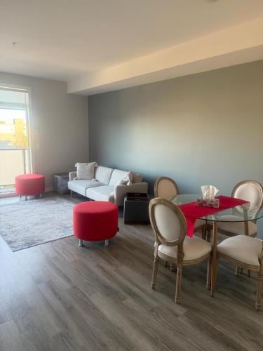Langford Apartment | Mollies Alpha
