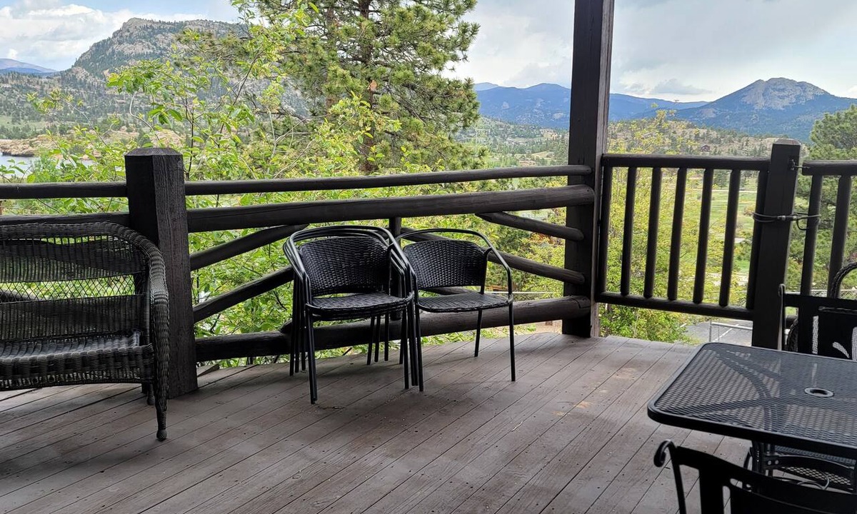 Estes Park Condo | Mountain and Lake Views