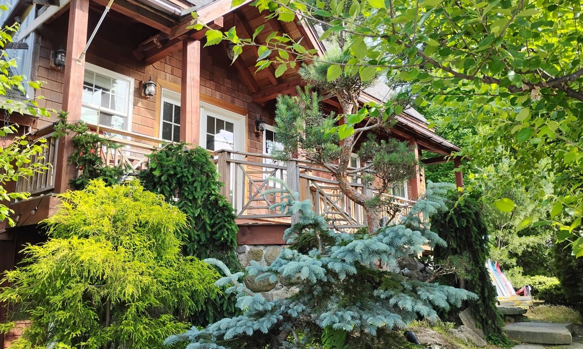 Mount Sunapee Cabin | Mountain, Lake & Babbling Brook Retreat