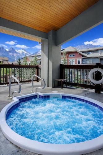 Canmore House | Mountain Memories Family Fun at The Lodges