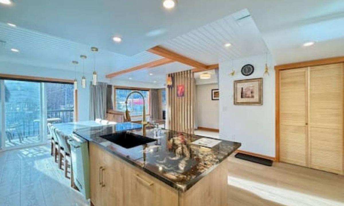Dead Man's Flats Apartment | Mountain View Oasis w/Hot Tub & EV Charging - Near Banff/Canmore