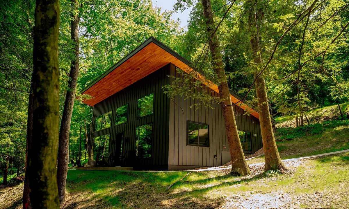 Loudonville Cabin | Native Legacy - AQUY Valley Rentals