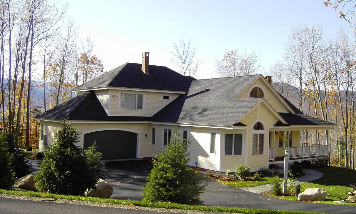 Bartlett House | Near Story Land, Full Gourmet Kitchen, Crib, Views