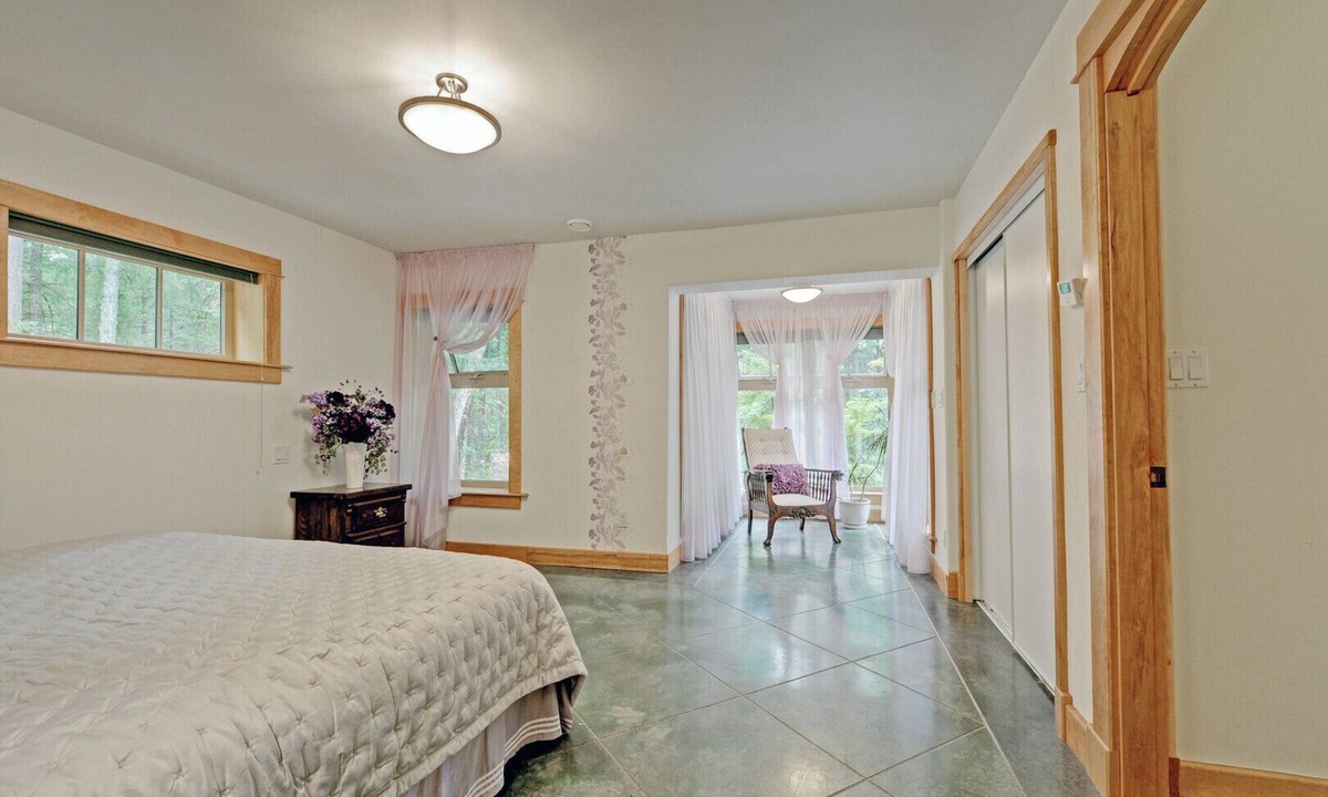 Highlands House | Nestled in Nature 30 Minutes from Downtown