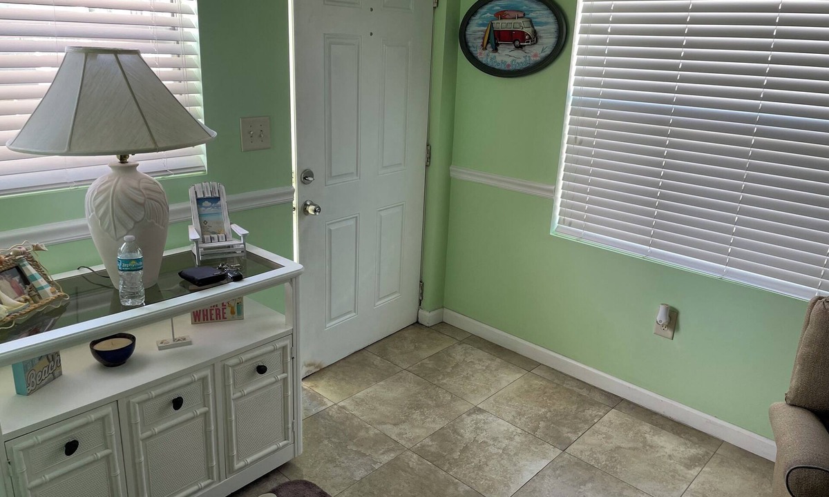 Nettles Island Cottage | Nettles Island - Beach Cottage