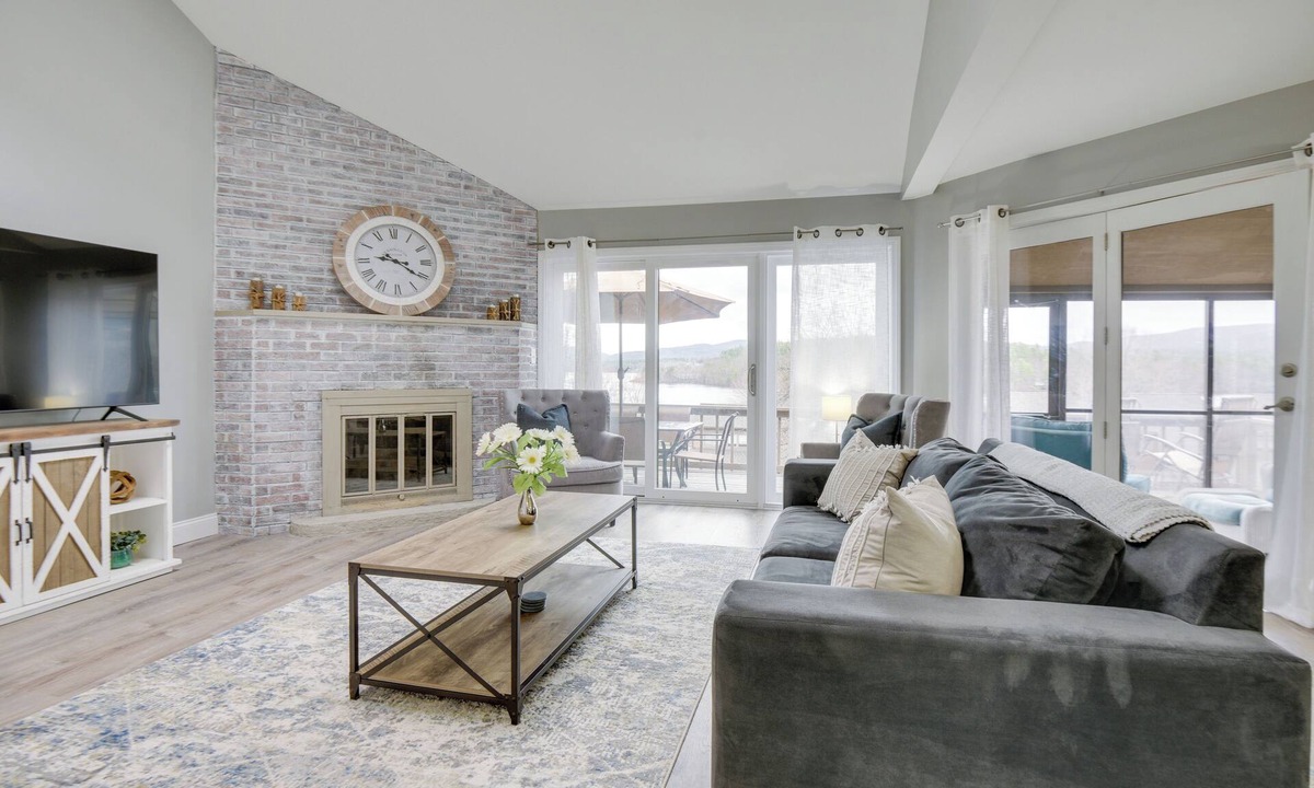 Bristol Condo | Newfound Lake Vacation Rental w/Deck & Lake View