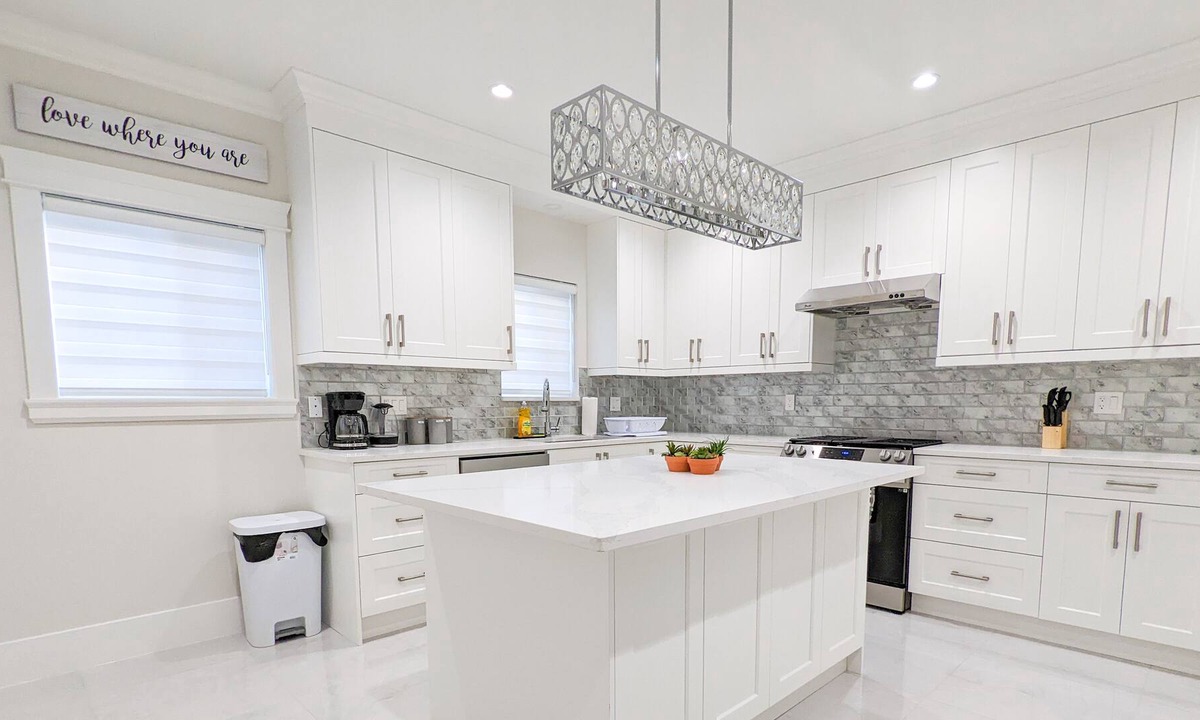Burnaby House | Newly Built, Modern & Beautifully Finished Home
