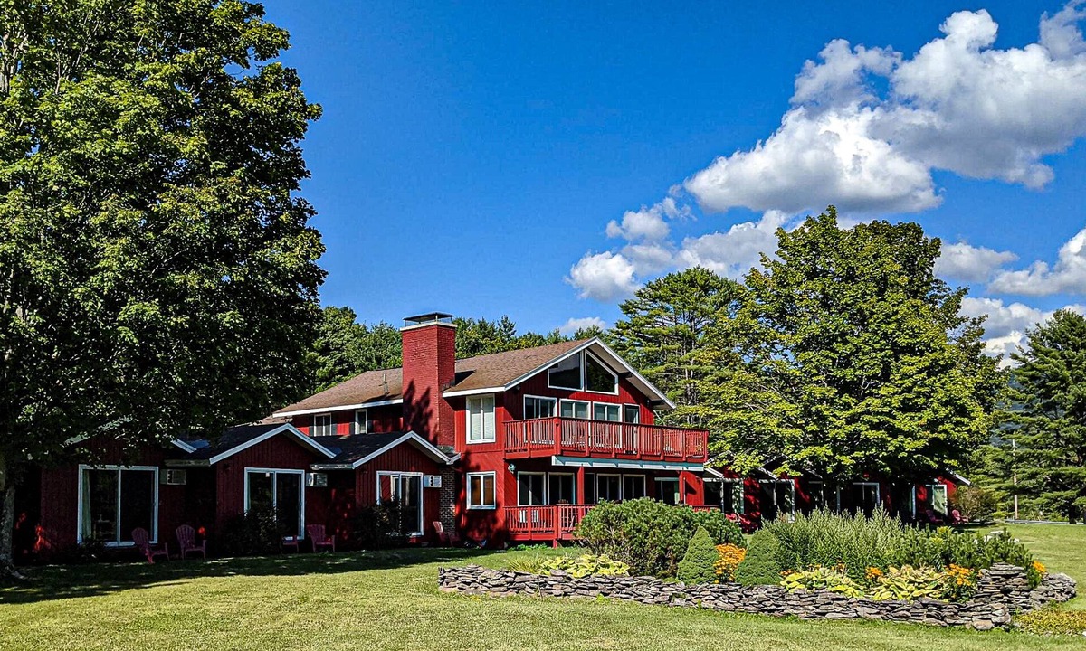 Manchester Center Bed & Breakfast | North Shire Lodge